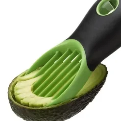 Bekväm lättanvänd 3 i 1 multifunktionell fruktavokadoskärare