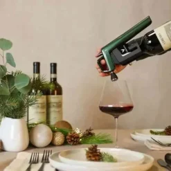 Coravin Timeless Six Plus vinkonserveringssystem - vinluftare, 3 rena argonkapslar, 6 skruvlock, nål