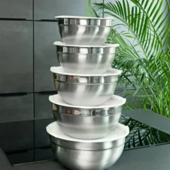 5-delat skålset blandningsskålar med lock av rostfritt stål - 18 x 9,5 / 20 x 10 / 22 x 11 / 24 x 12 / 26 x 12,5 cm - salladsskål serveringsskål
