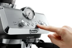 De'Longhi La Specialista Arte EC9155.MB - Kaffemaskin med mjölkskummare - 15 bar - svart metall