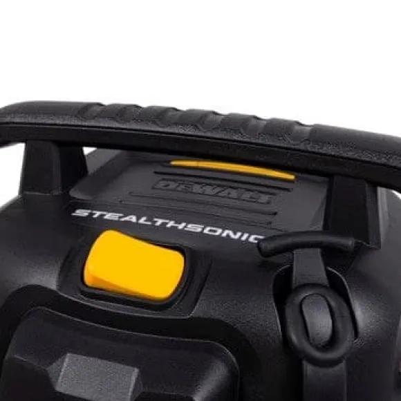 DRY/WET HOOVER 23L SUPERTYST AT-DXV23P-QT