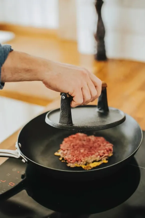 Hamburgerpress Hally Gjutjärn Dorre
