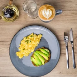 Högkvalitativ grå servis i 12 delar för frukost, lunch och middag - middagsservis frukostservis