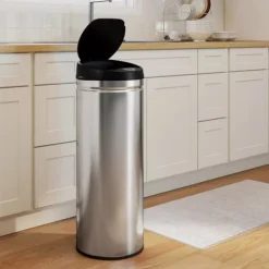 HOMCOM 50L Sensoravfallskorg i Rostfritt Stål - Beröringsfri och Mjukstängande - Silver/Svart - Kökskorg för Hygienisk Användning