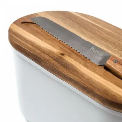 HUSLA BRÖDBAGARE MED SKÄRBRÄTA OCH KNIV 73940