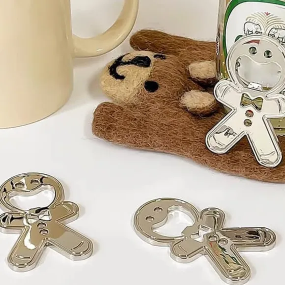 Magnetisk ölflasköppnare Söt pepparkakor i form av zinklegering platt flasköppnare för bartenderkylskåp