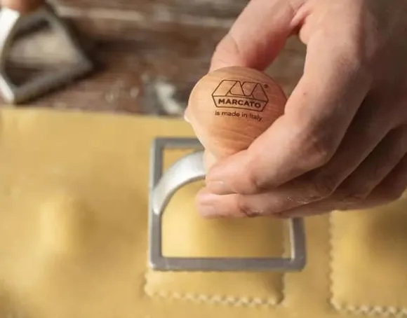 MARCATO RAVIOLI PASTASTÄMPEL, RUTA 4,8 CM