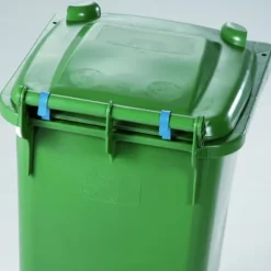 Metallram för att fästa en soppåse i en 120L behållare