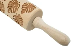 MoodForWood Träkavel, Graverad, 43 cm med Handtag, Perfekt för Bakning - Monstera Mönster