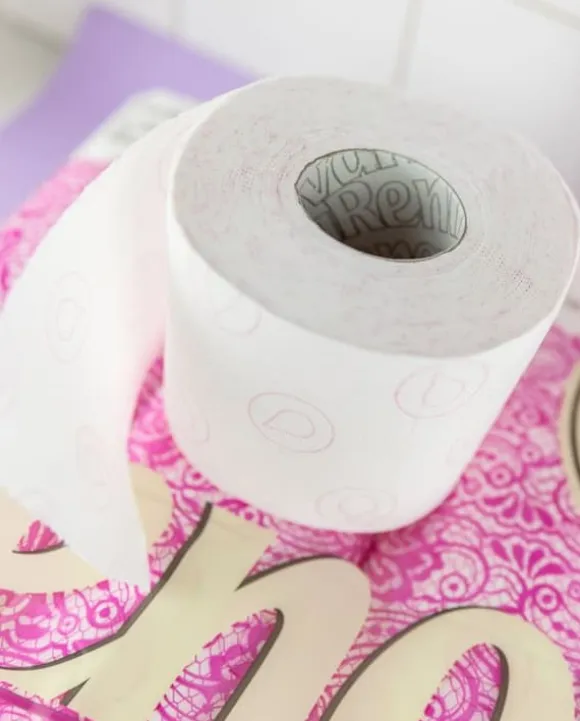 Renova Deco Vit Doft Toalettpapper 4-lagers 140 ark 4 rullar