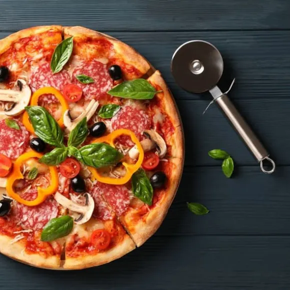 Rund pizzaskärare i stål, 20,5 cm
