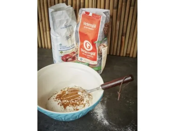 SCANDINAVIAN HOME Balloon Whisk HOME