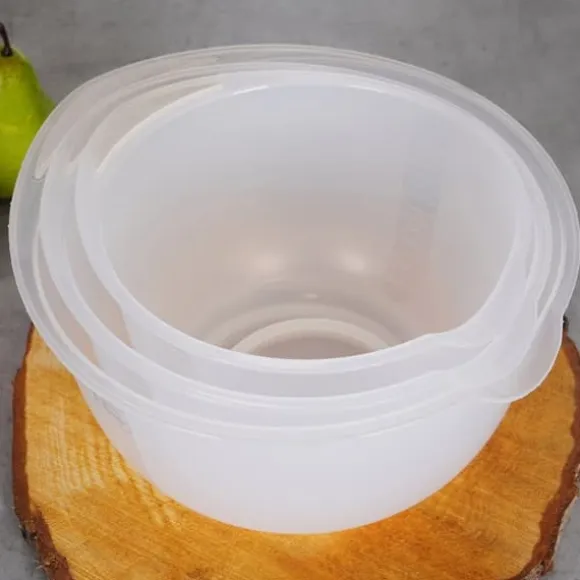 Set med köksblandare med måttkoppar 1,5, 2, 2,5L 3 stycken UTMÄRKT HUSPRODUKTER 259367