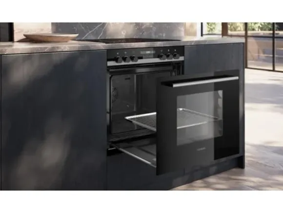 Siemens HE517BBS4 + EI645CFB6E, Induktionshäll med zon, 4 zone(s), Glass-keramisk, Svart, Röra, 58,3 cm