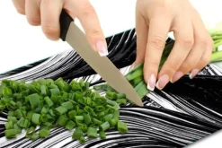SKÄRBRÄDA I GLASPLATTA 52x40 MARMOR