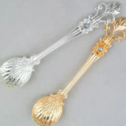 4st Kaffeskedar Set Vintage Dessertskedar av aluminiumlegering med Orris-mönster för hemmakök