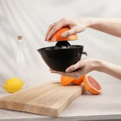 Svart citruspress