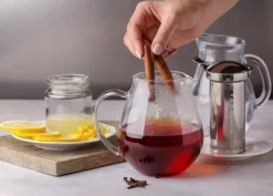 Tekanna Glas 1300 ml – Värmebeständig Tebryggare med Rostfritt Filter