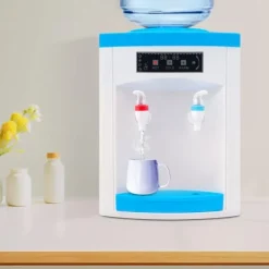 Vatten dispenser, Effekt 550W, Varmt vatten 90℃, Kallt vatten 8℃, Spänning 220V, Mått 25.5*23.5*33 cm
