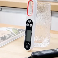Vikbar Digital Kökstermometer Instant Read Svart